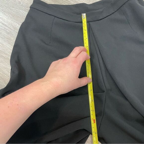 GUESS Knee Length Wide Leg Skort Shorts Skirt - Picture 9 of 11